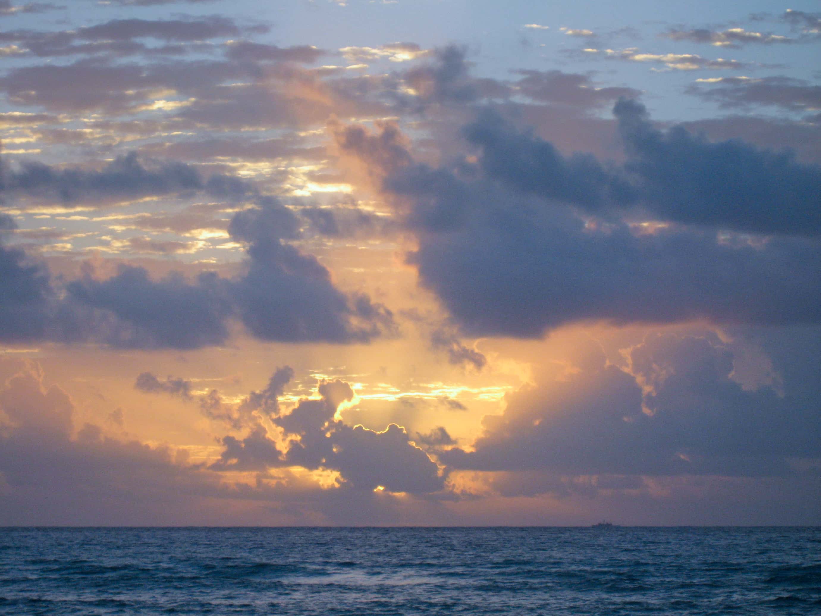 Playa del Carmen: the beach at sunrise