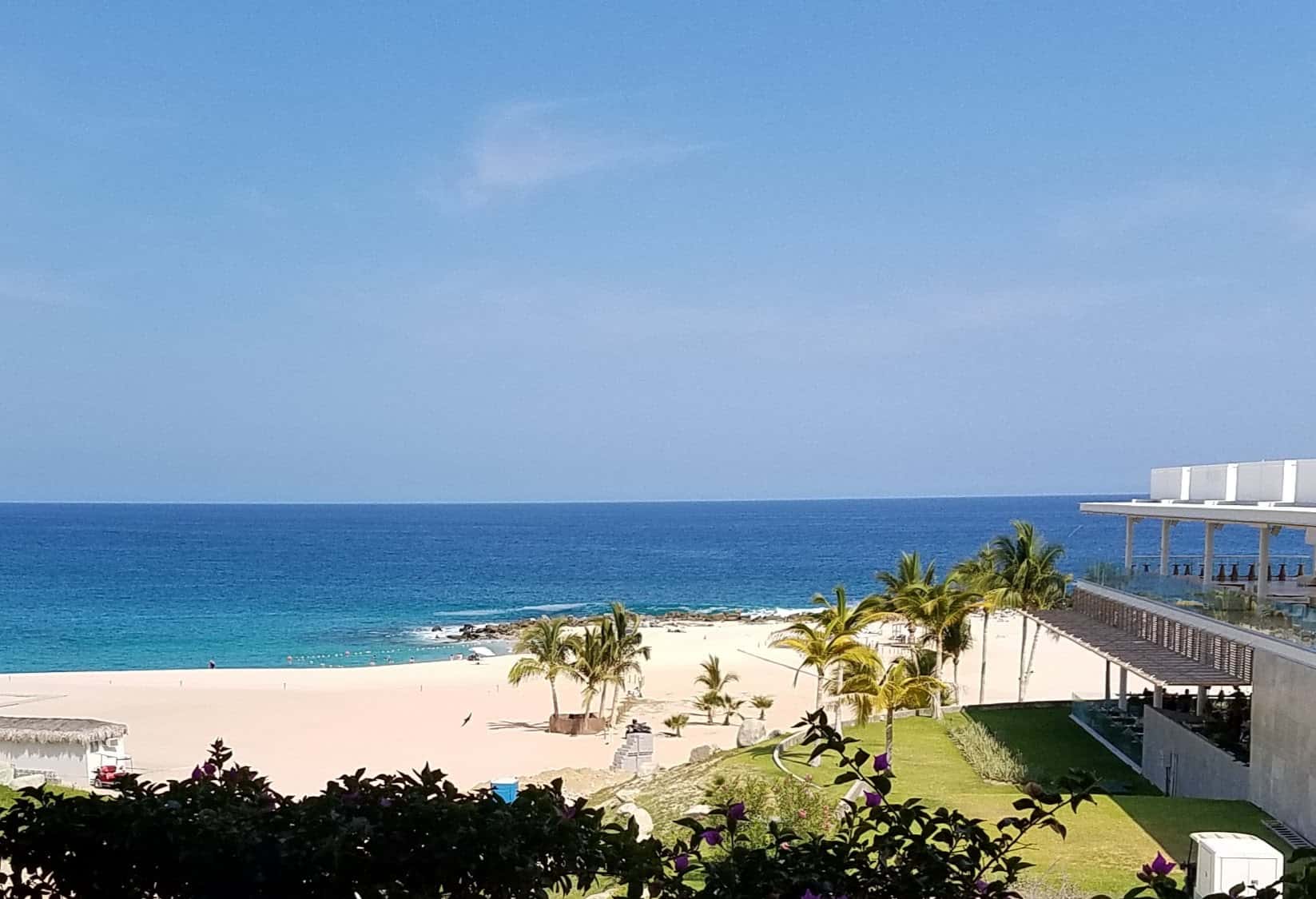 San José del Cabo: the beach and the turquoise sea from above