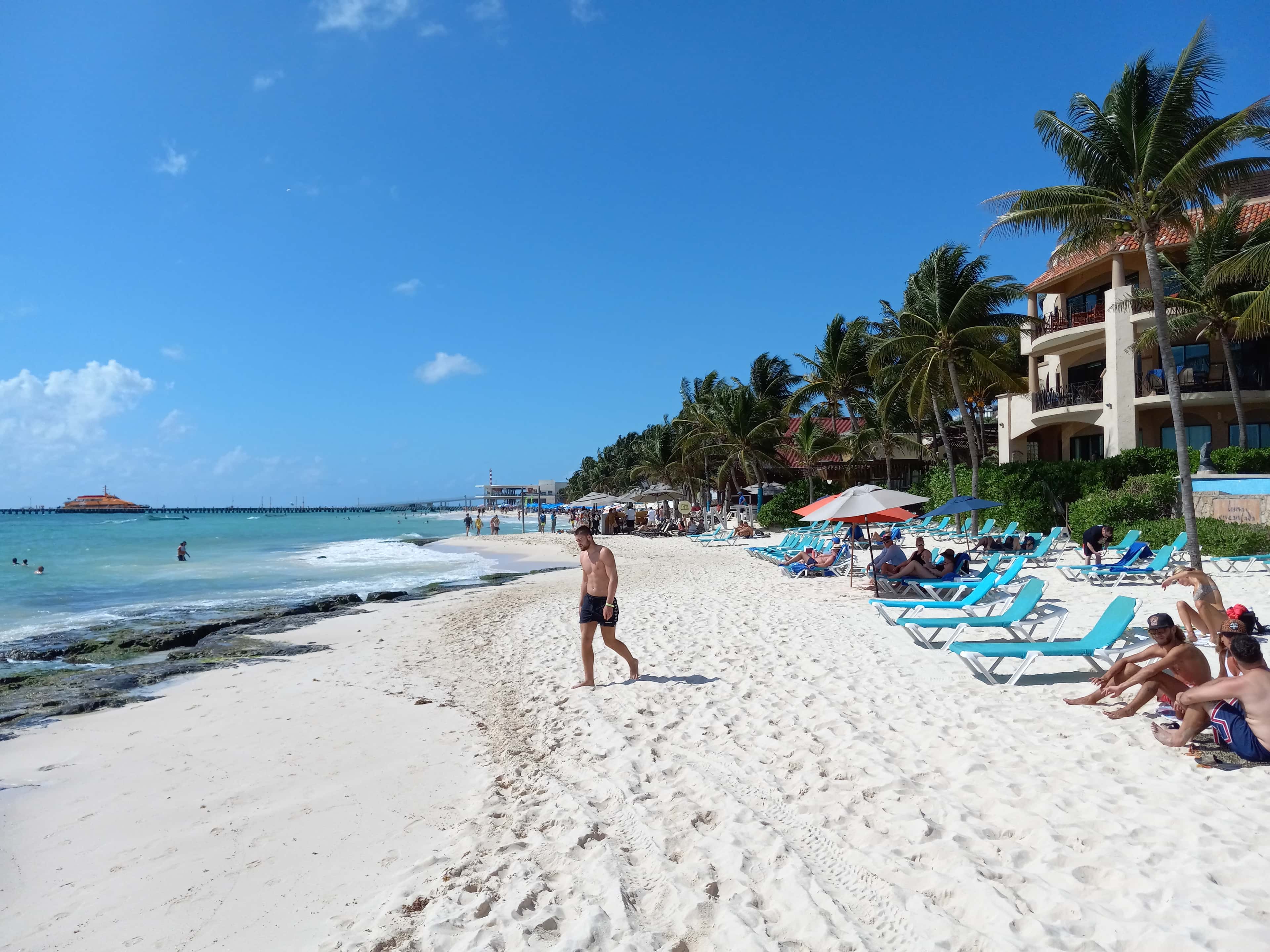 Playa del Carmen: the sandy beach