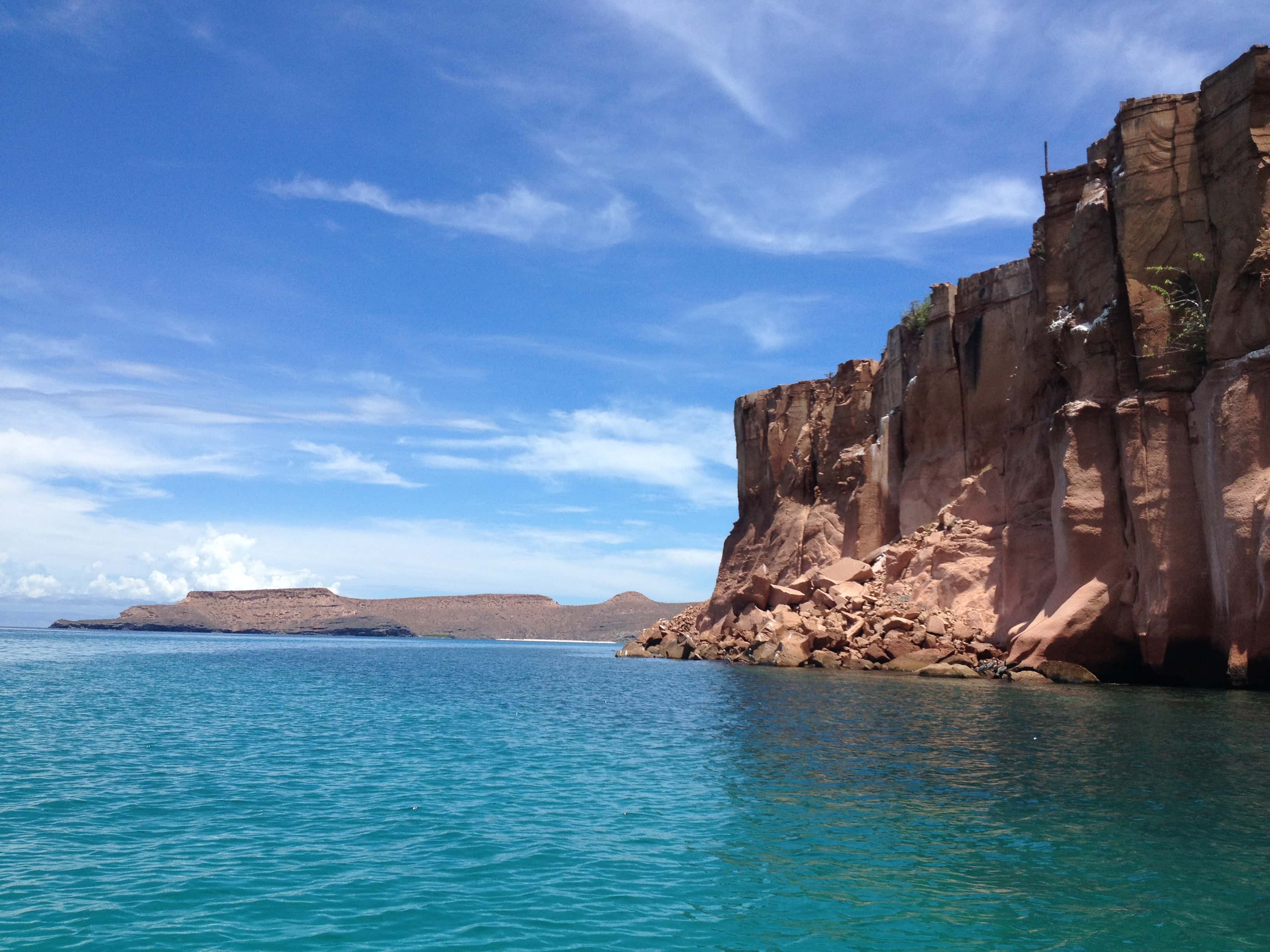 Isla Espíritu Santo: the west shore of the island